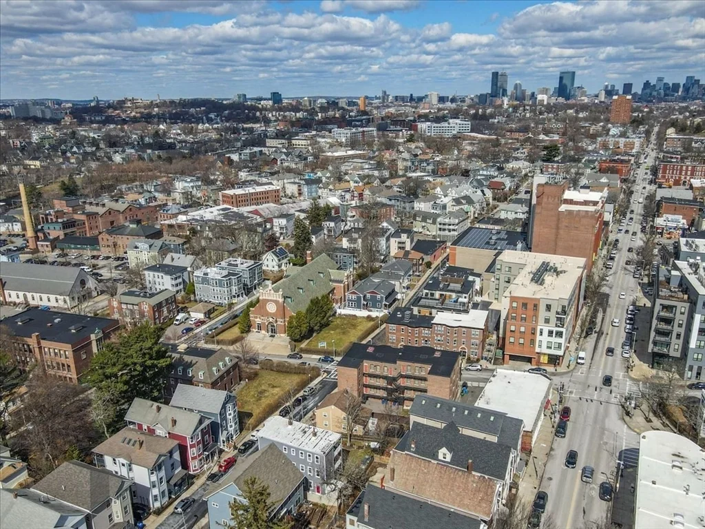 2 bed, 1 bath apartment for rent at 14 Haverford St Unit 1, Jamaica Plain — photo 4 of 22