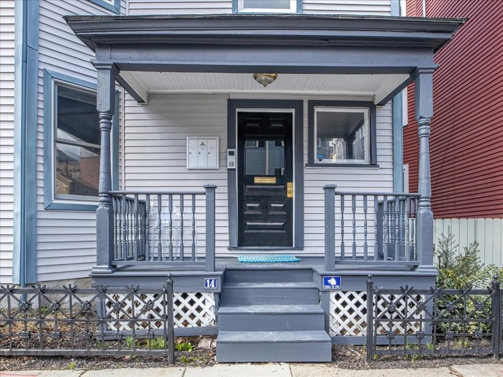 2 bed, 1 bath apartment for rent at 14 Haverford St Unit 1, Jamaica Plain — photo 2 of 22