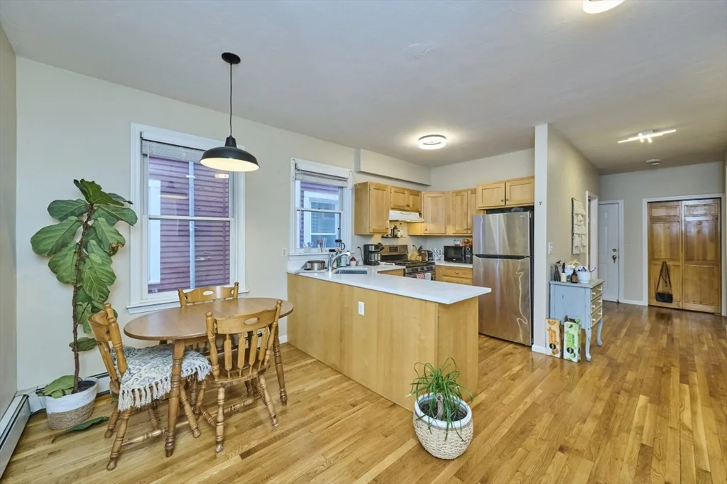 2 bed, 1 bath apartment for rent at 14 Haverford St Unit 1, Jamaica Plain — photo 9 of 22
