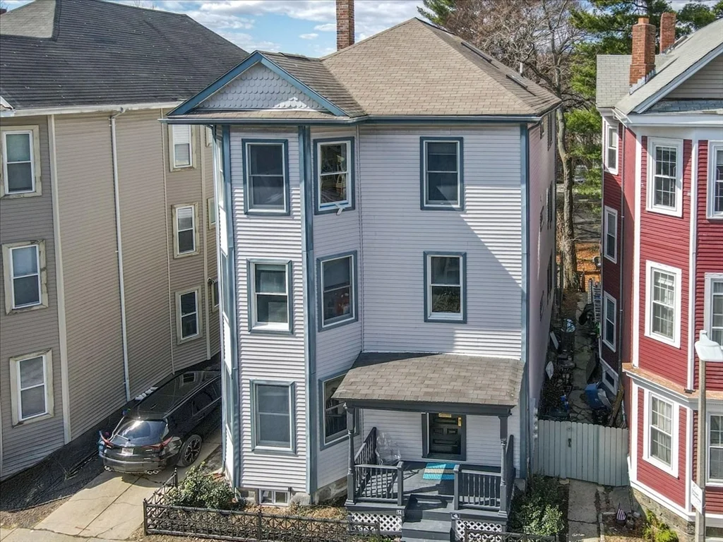 2 bed, 1 bath apartment for rent at 14 Haverford St Unit 1, Jamaica Plain