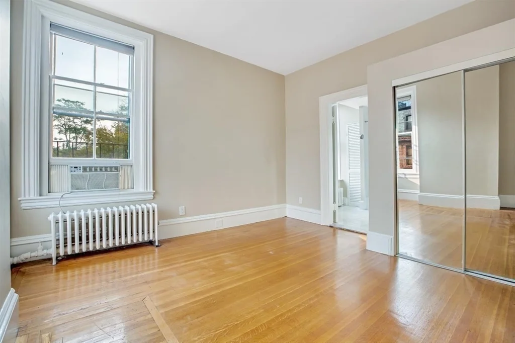 1 bed, 1 bath apartment for rent at 14 Hereford Unit 3, Back Bay — photo 9 of 13