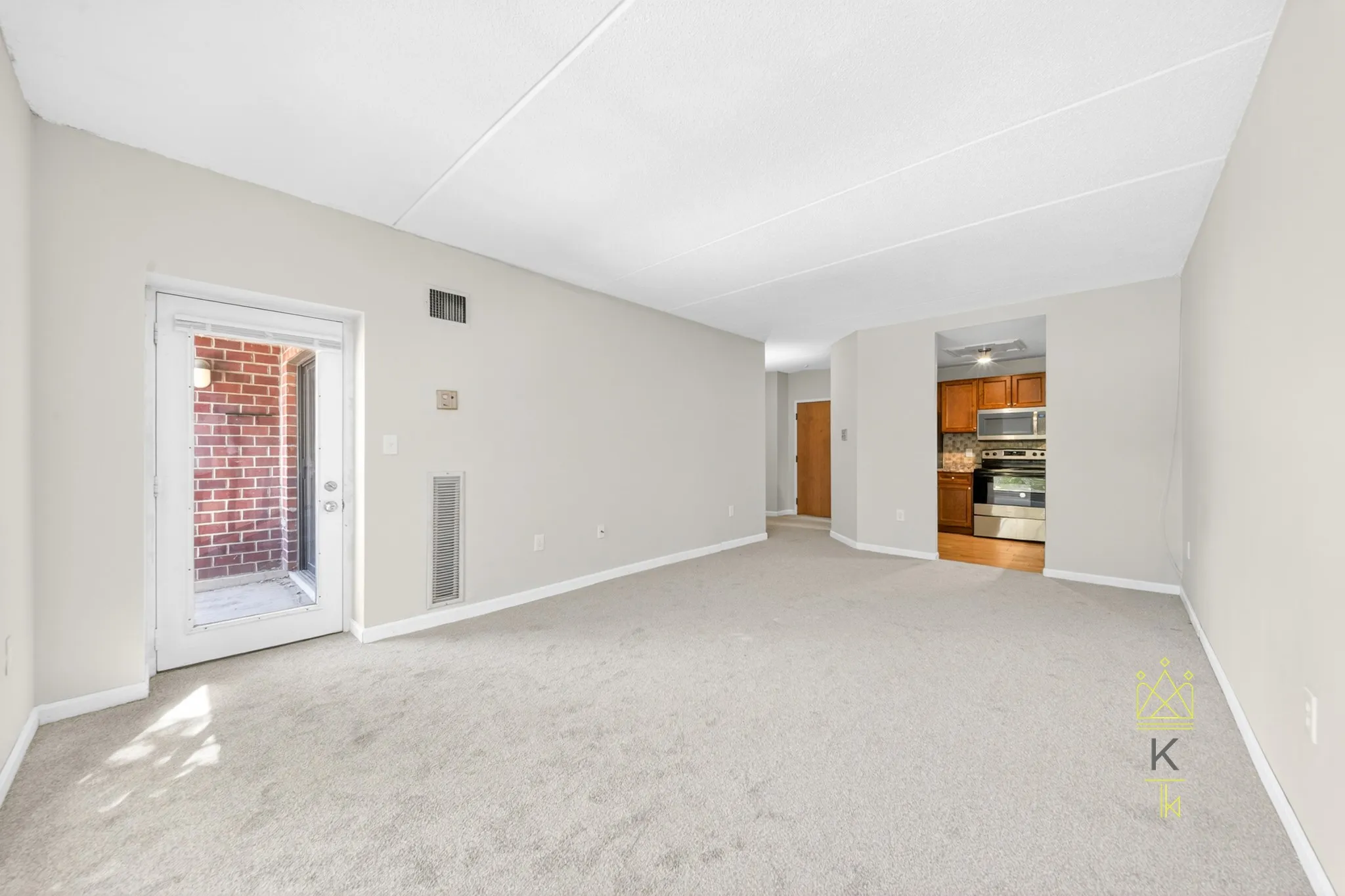 2 bed, 1 bath apartment for rent at 14 Heron St Unit 0208, West Roxbury — photo 2 of 19