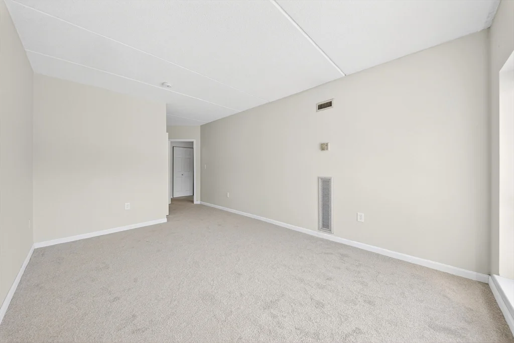 2 bed, 1 bath apartment for rent at 14 Heron St Unit 208, West Roxbury — photo 13 of 19