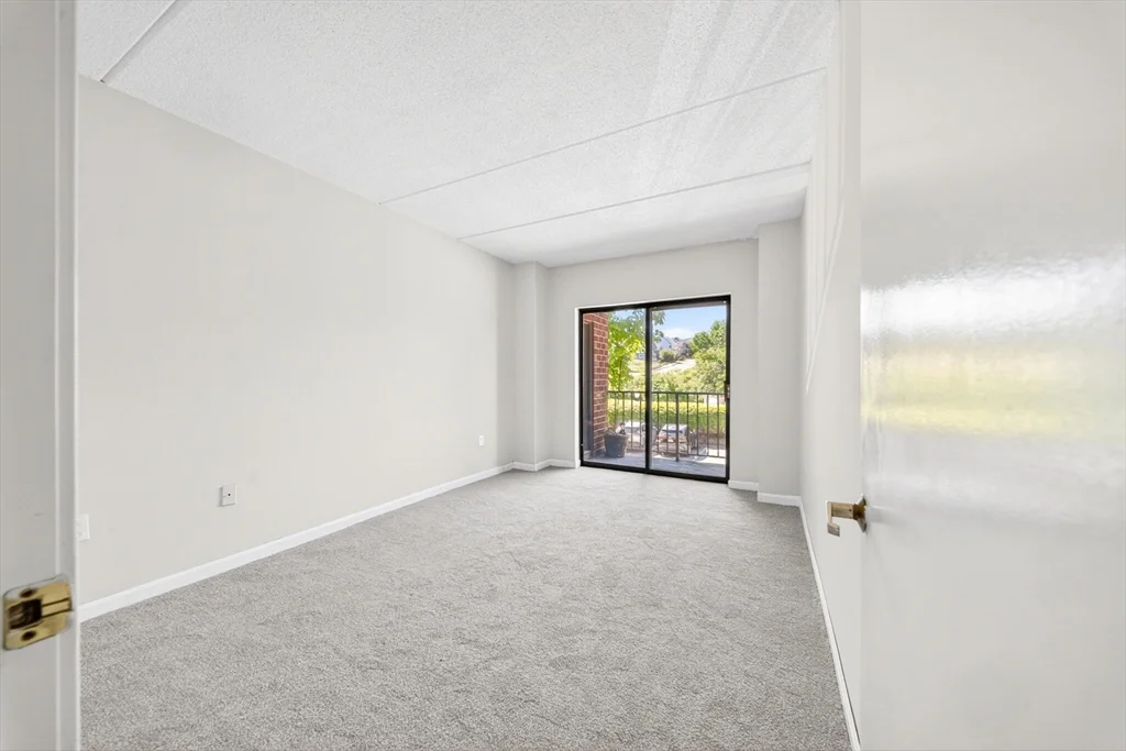 2 bed, 1 bath apartment for rent at 14 Heron St Unit 208, West Roxbury — photo 7 of 19