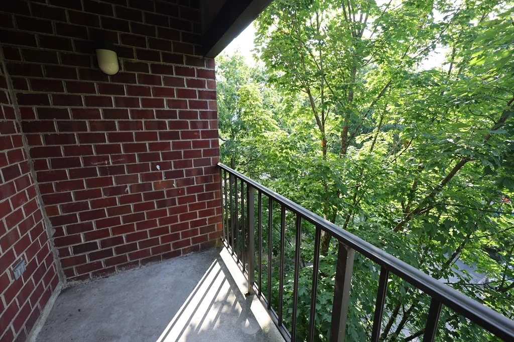 2 bed, 1 bath apartment for rent at 14 Heron St Unit 410, West Roxbury — photo 10 of 16
