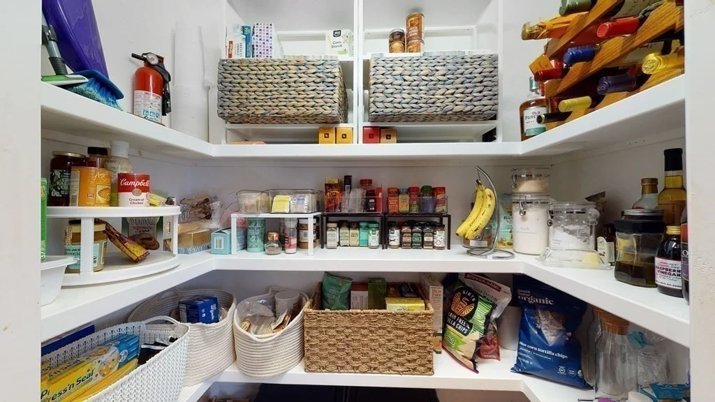 2 bed, 1 bath apartment for rent at 14 Holbrook St Unit 1, Jamaica Plain — photo 4 of 20