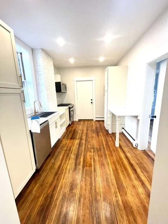 2 bed, 1 bath apartment for rent at 14 Holden St Unit 2, Boston — photo 10 of 12