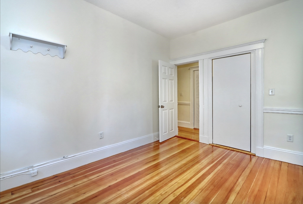 3 bed, 1 bath apartment for rent at 14 Holton Unit 5, West Medford — photo 12 of 24