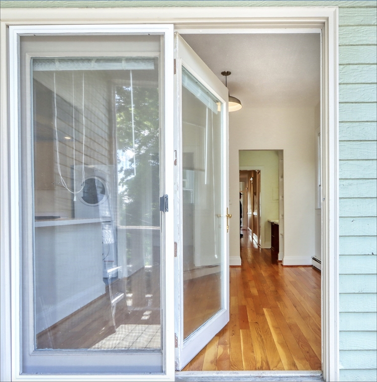 3 bed, 1 bath apartment for rent at 14 Holton Unit 5, West Medford — photo 19 of 24