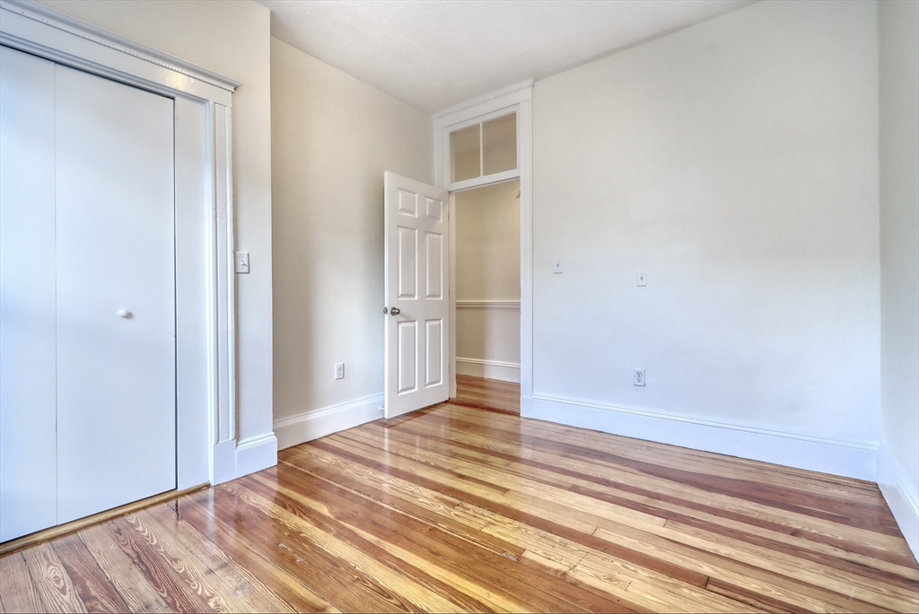 3 bed, 1 bath apartment for rent at 14 Holton Unit 5, West Medford — photo 8 of 24
