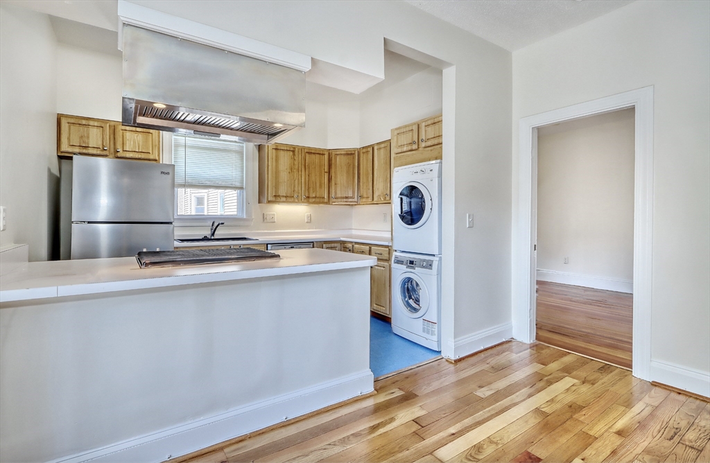 3 bed, 1 bath apartment for rent at 14 Holton Unit 5, West Medford — photo 18 of 24