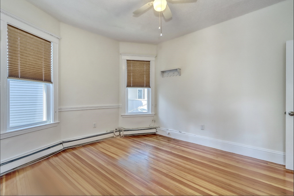 3 bed, 1 bath apartment for rent at 14 Holton Unit 5, West Medford — photo 11 of 24