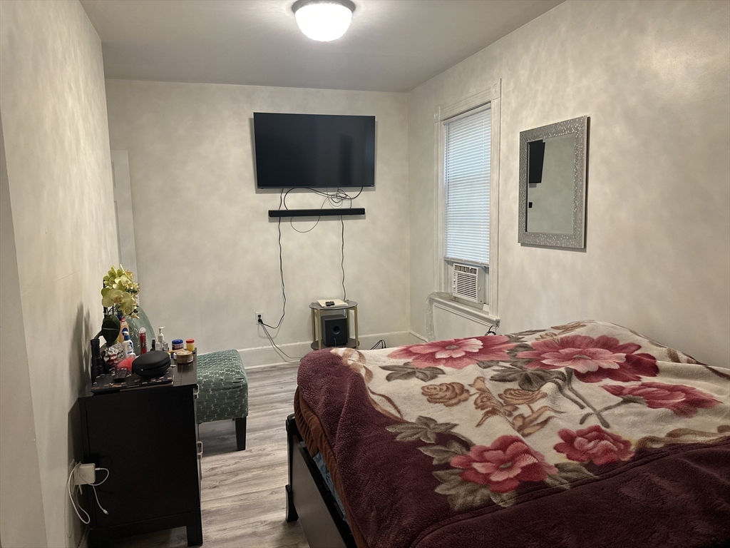 2 bed, 1 bath apartment for rent at 14 Hooper Unit 2, Worcester — photo 12 of 14
