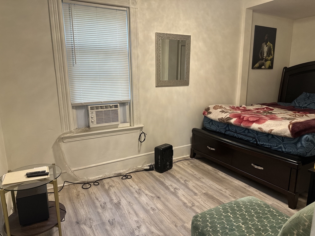 2 bed, 1 bath apartment for rent at 14 Hooper Unit 2, Worcester — photo 13 of 14