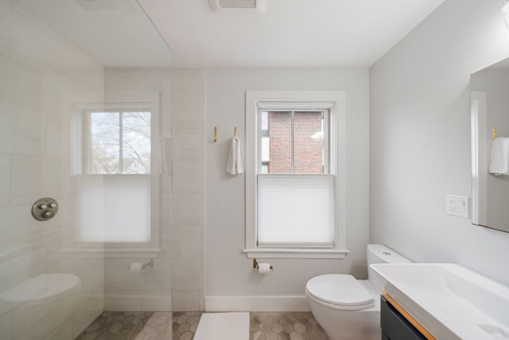 6 bed, 3 bath apartment for rent at 14 Hubbard Ave Unit 0, Cambridge — photo 23 of 38