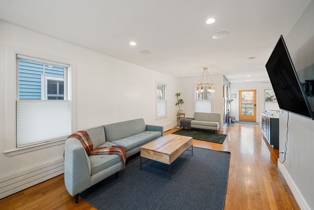 6 bed, 3 bath apartment for rent at 14 Hubbard Ave Unit 0, Cambridge — photo 12 of 38