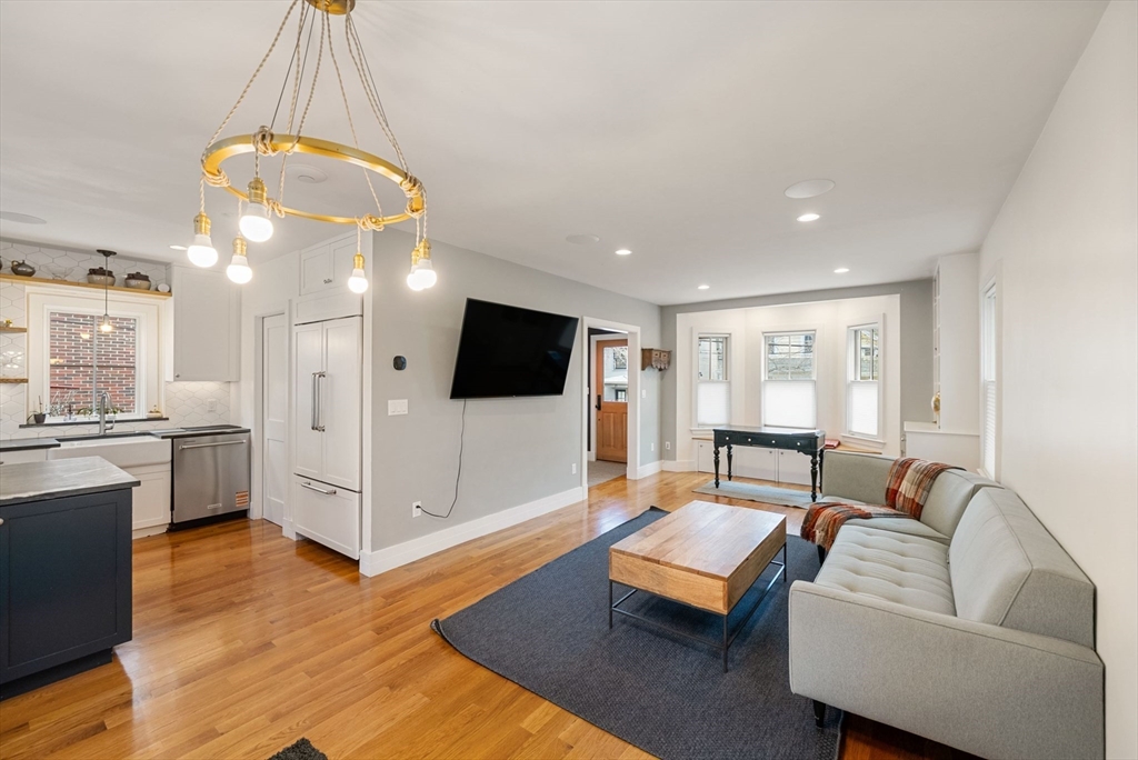 6 bed, 3 bath apartment for rent at 14 Hubbard Ave Unit 0, Cambridge — photo 10 of 38