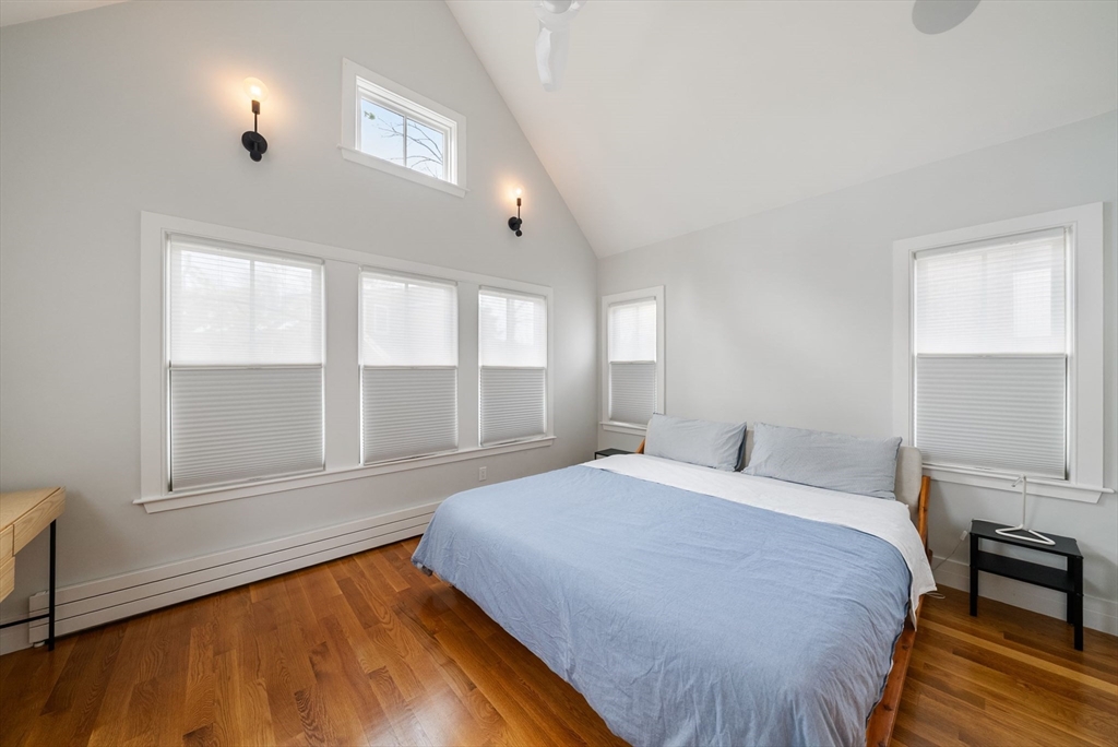 6 bed, 3 bath apartment for rent at 14 Hubbard Ave Unit 0, Cambridge — photo 19 of 38