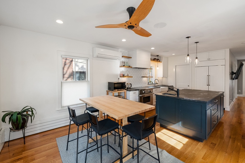 6 bed, 3 bath apartment for rent at 14 Hubbard Ave Unit 0, Cambridge — photo 5 of 38