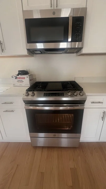 4 bed, 3 bath apartment for rent at 14 Humboldt Pl Unit 1, South Boston — photo 5 of 27