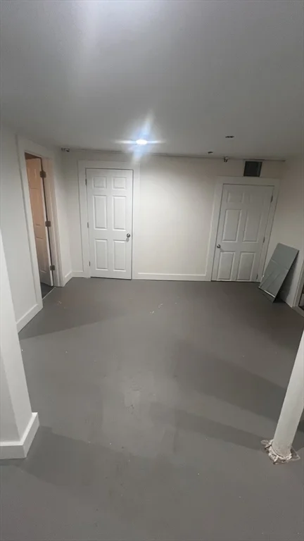4 bed, 3 bath apartment for rent at 14 Humboldt Pl Unit 1, South Boston — photo 8 of 27