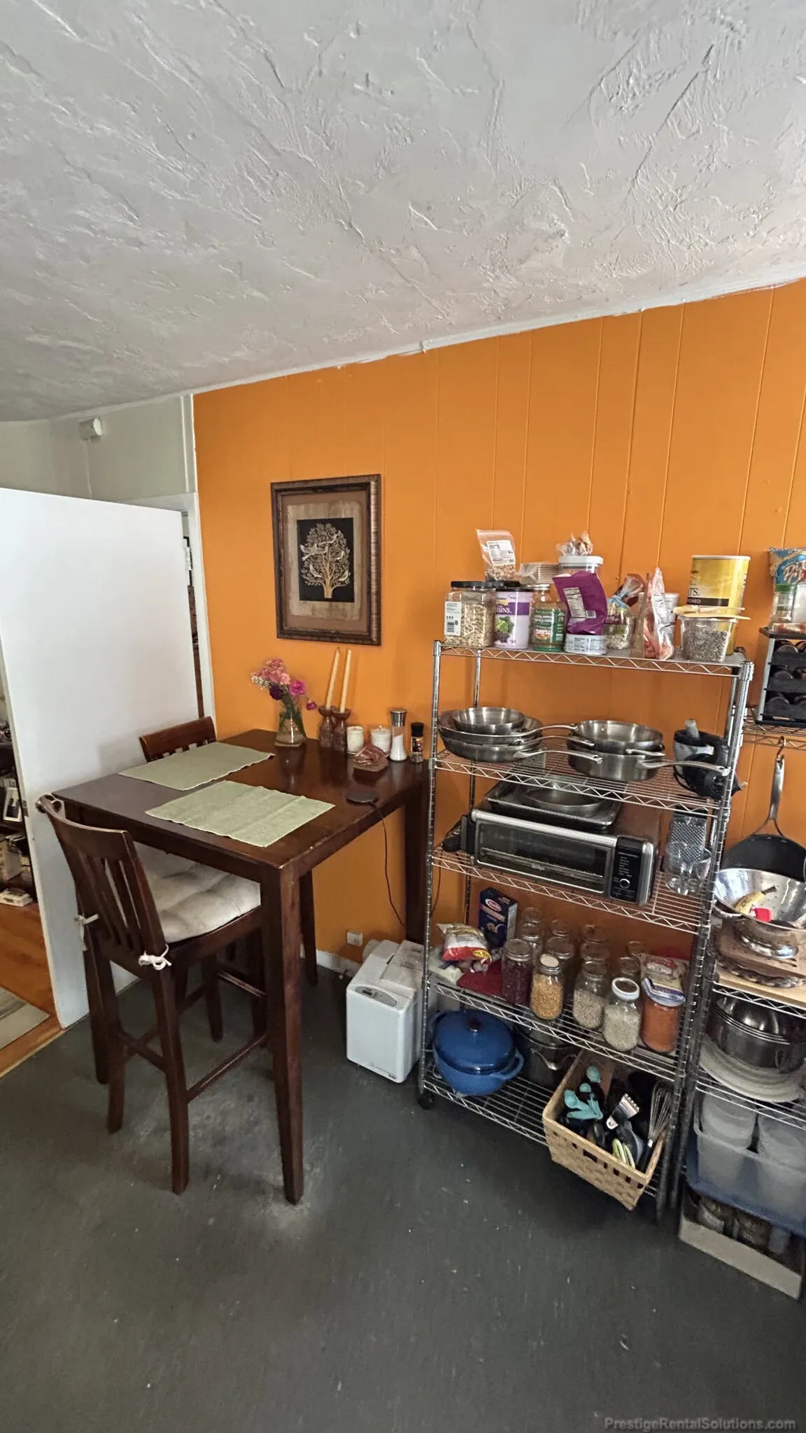1 bed, 1 bath apartment for rent at 14 Hyde Park Ave Unit 1A, Jamaica Plain — photo 2 of 11