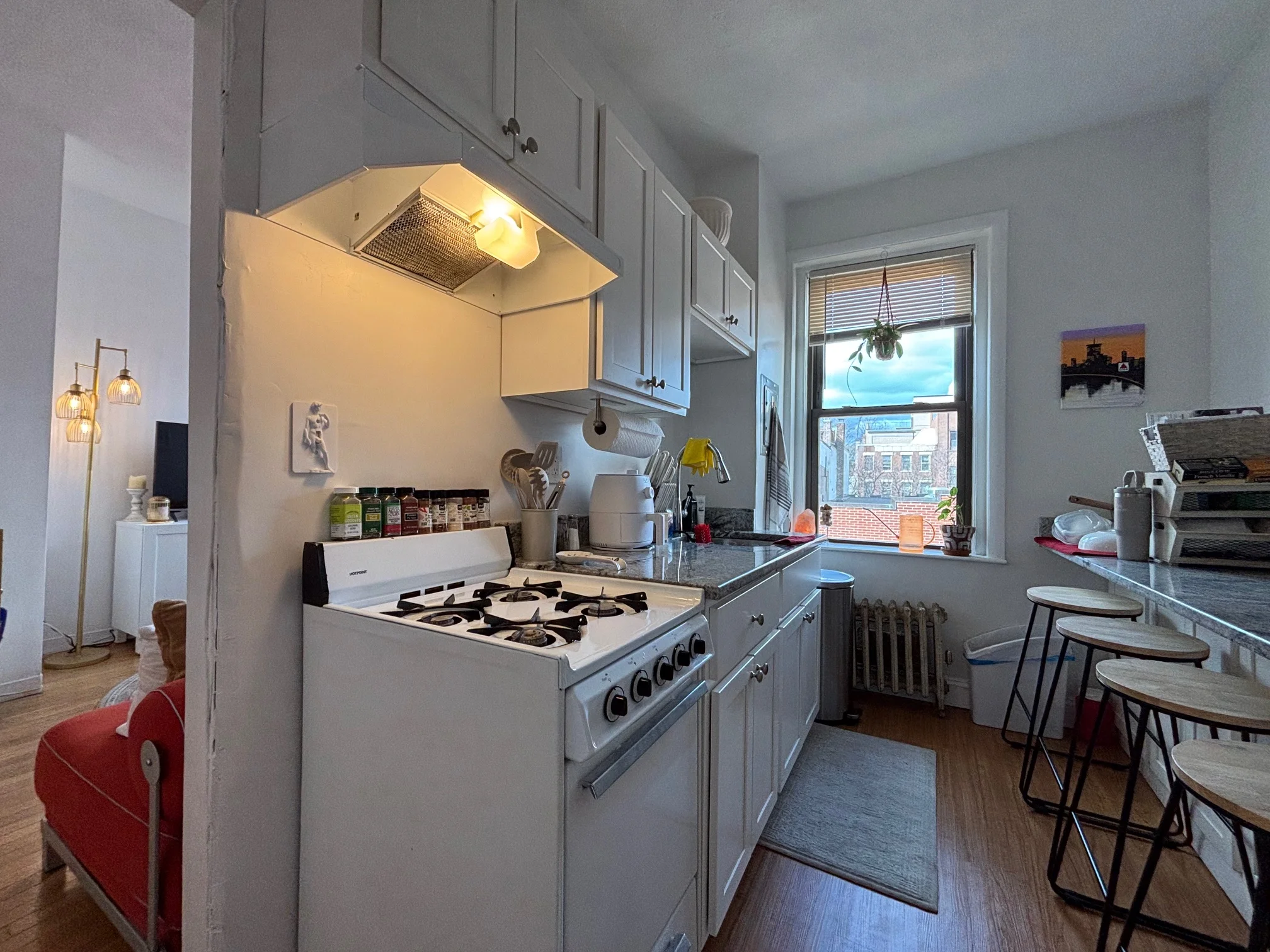 1 bed, 1 bath apartment for rent at 14 Irving St Unit 8, Beacon Hill — photo 7 of 14