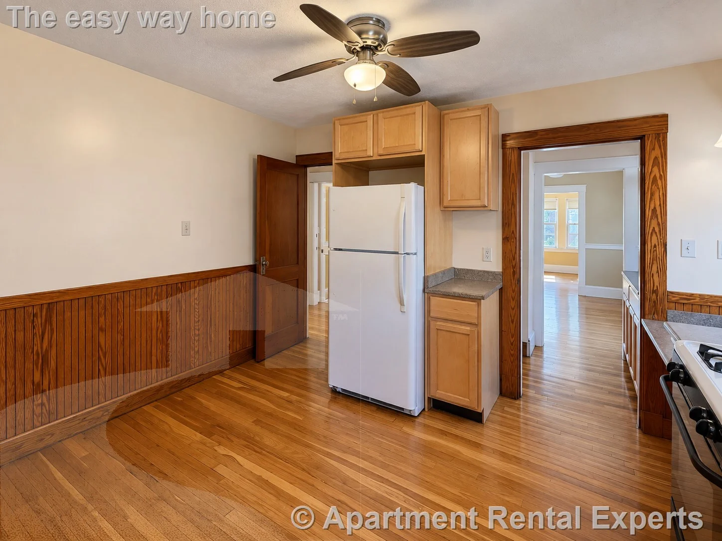 2 bed, 1 bath apartment for rent at 14 Irvington Rd, Tufts — photo 2 of 11