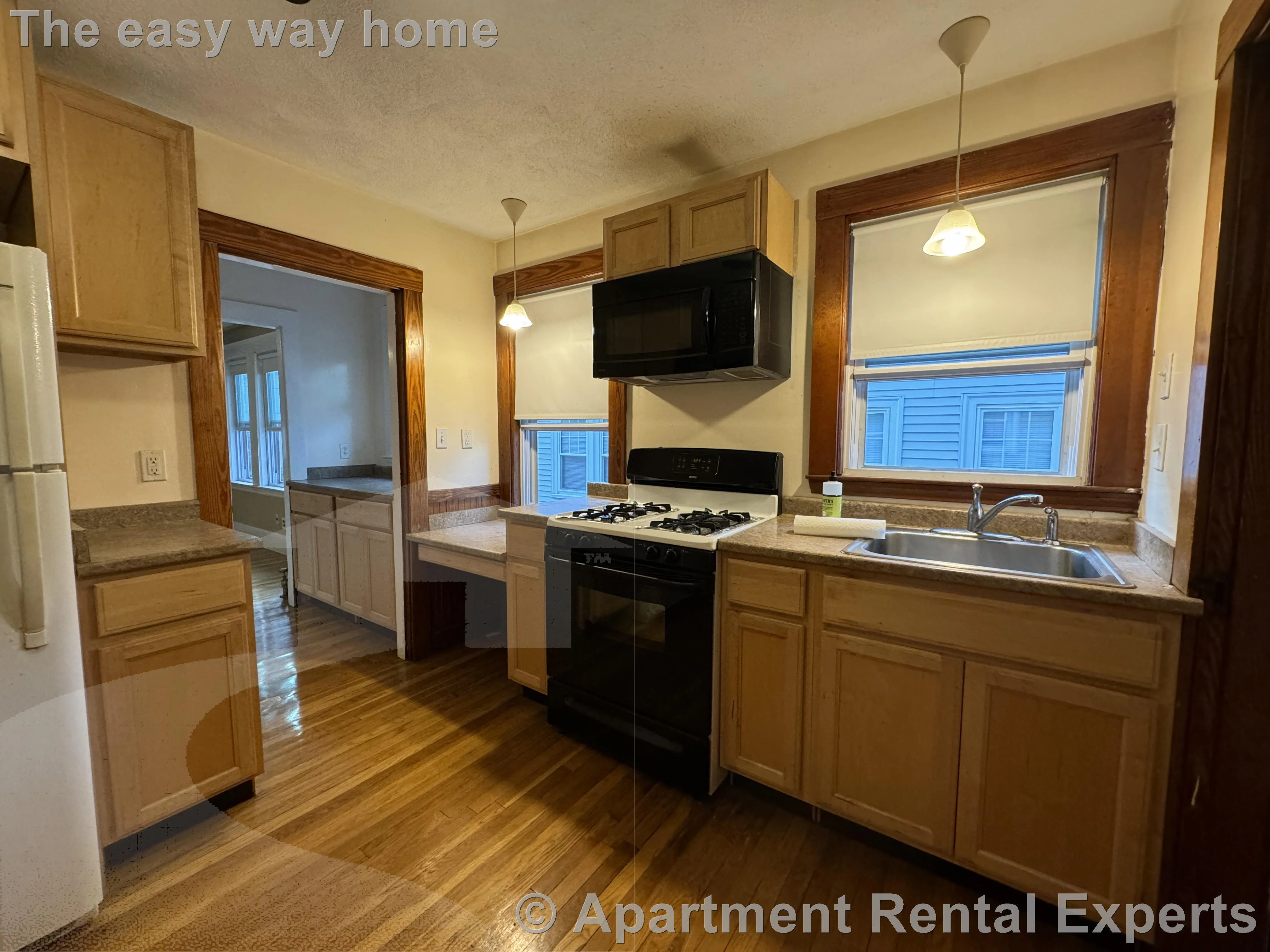2 bed, 1 bath apartment for rent at 14 Irvington Rd, Tufts — photo 1 of 11