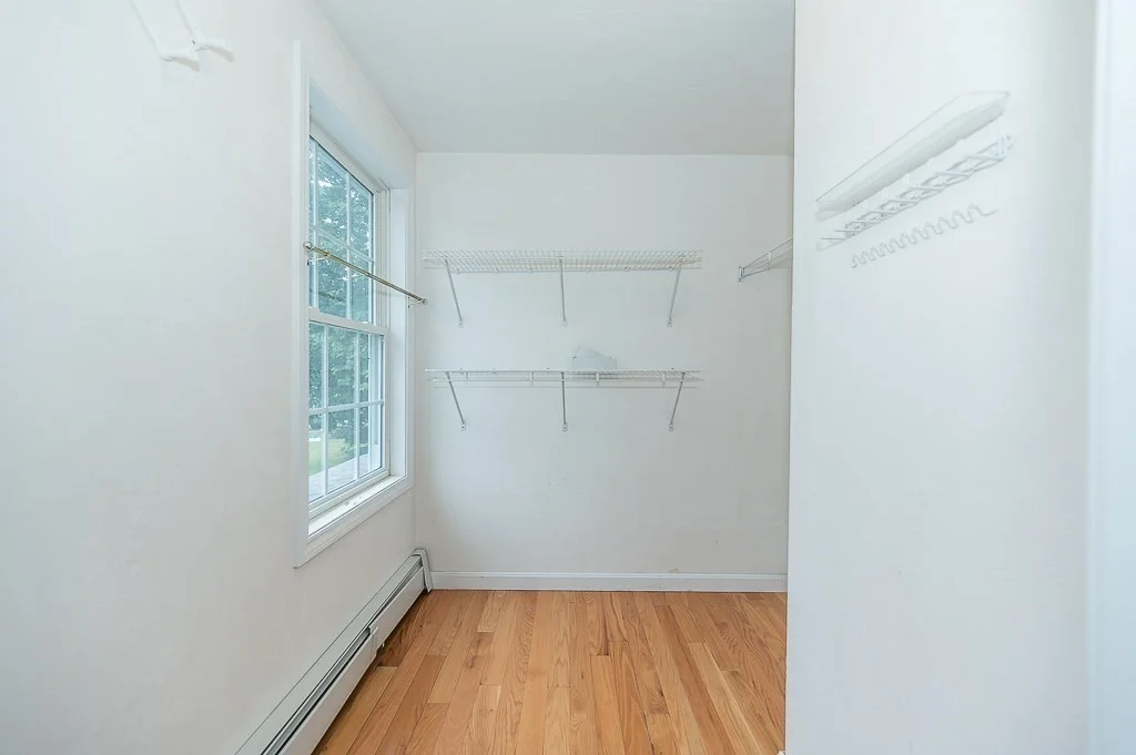 3 bed, 2 bath apartment for rent at 14 Joanna Dr, Rutland — photo 28 of 36