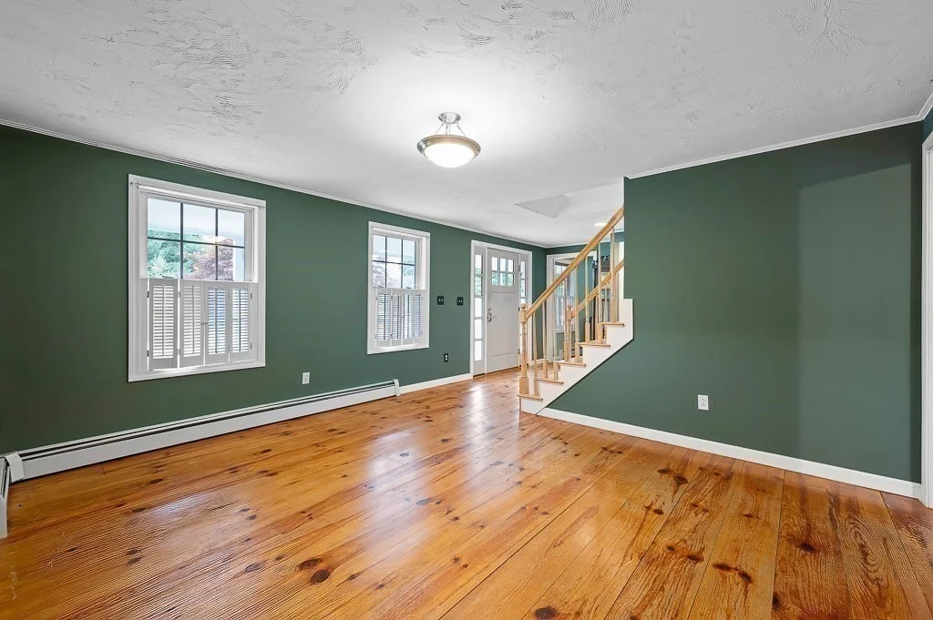 3 bed, 2 bath apartment for rent at 14 Joanna Dr, Rutland — photo 15 of 36