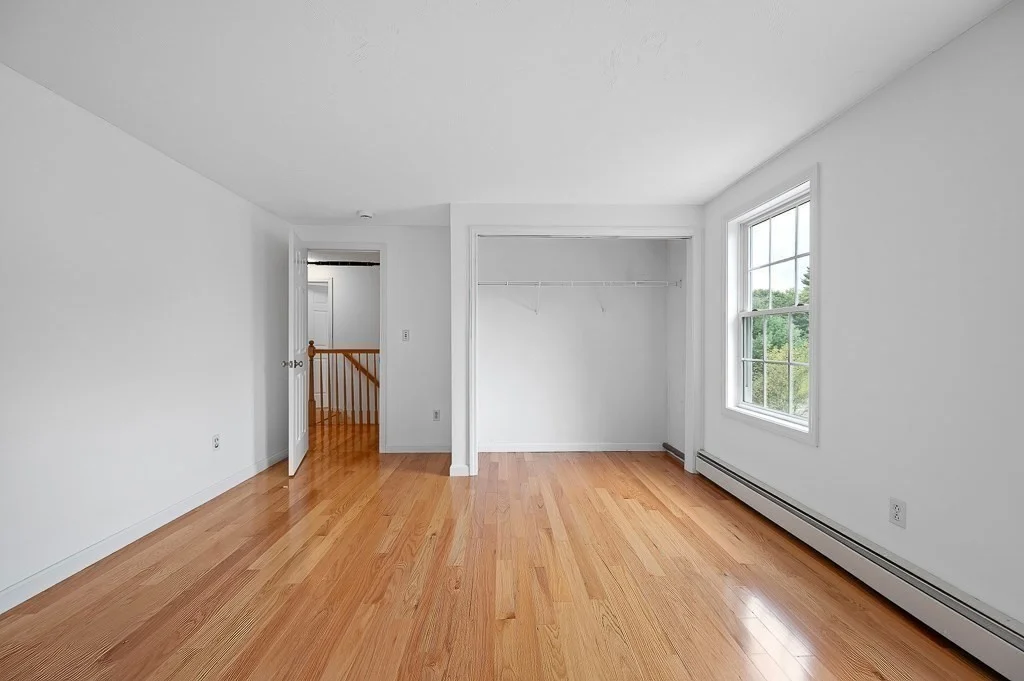 3 bed, 2 bath apartment for rent at 14 Joanna Dr, Rutland — photo 24 of 36