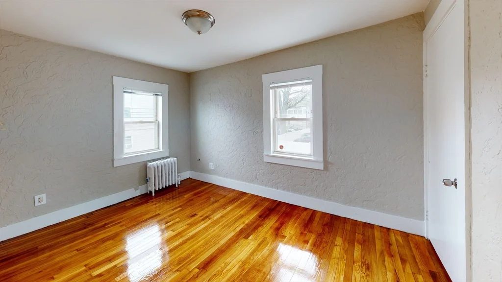 4 bed, 2 bath apartment for rent at 14 Kelley Ct, Allston — photo 6 of 15
