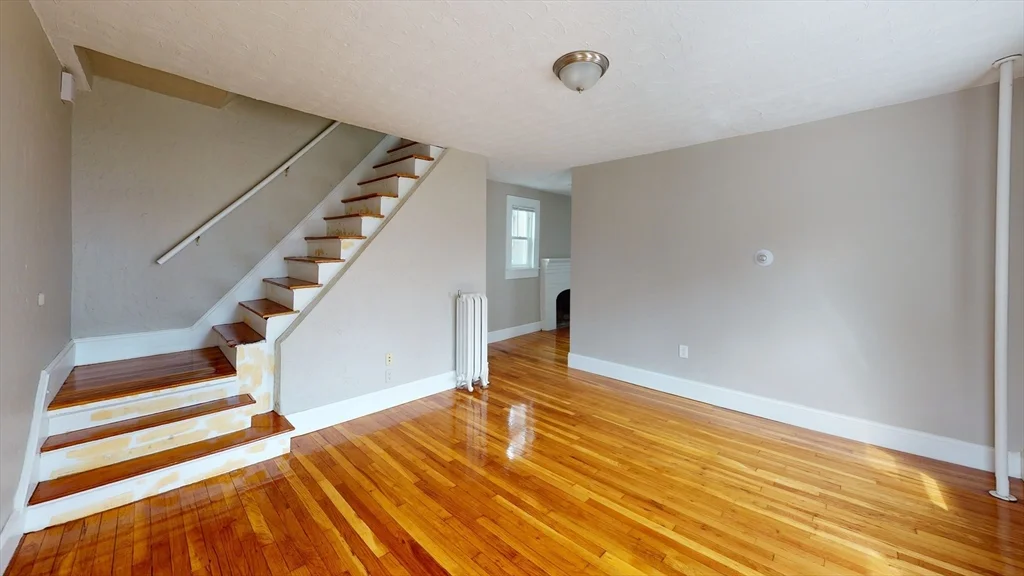4 bed, 2 bath apartment for rent at 14 Kelley Ct, Allston — photo 3 of 15