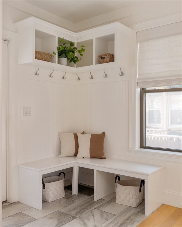 5 bed, 4+ bath apartment for rent at 14 Kent Ct Unit 1, Somerville — photo 15 of 38