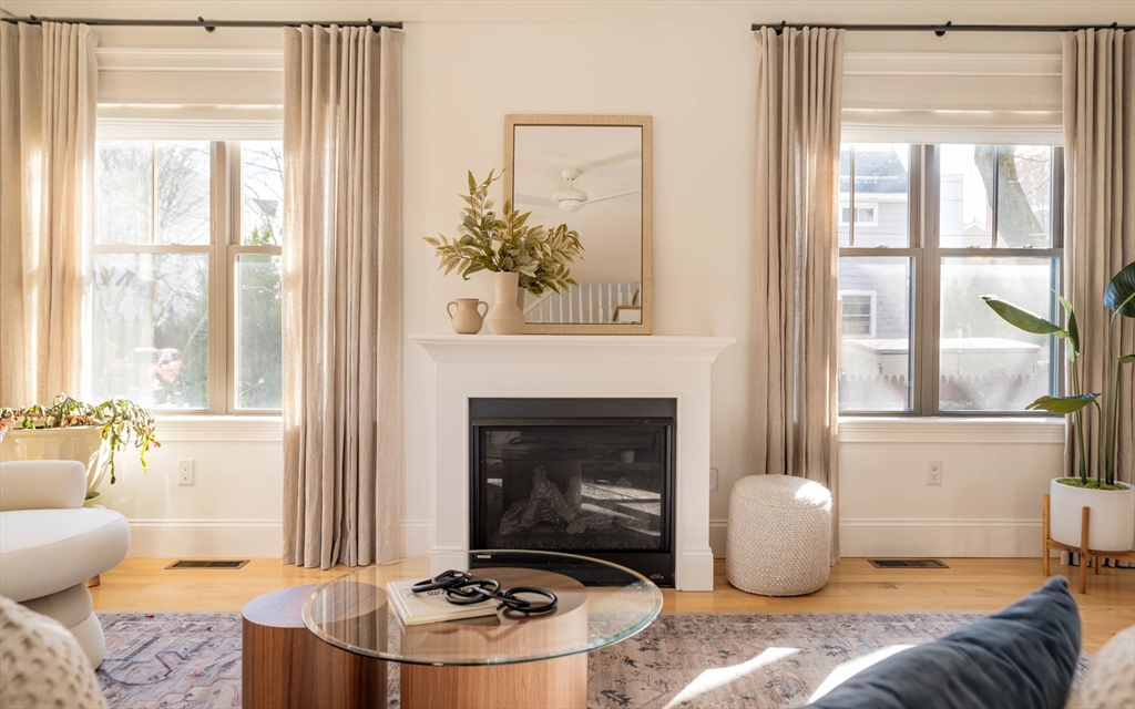 5 bed, 4+ bath apartment for rent at 14 Kent Ct Unit 1, Somerville — photo 19 of 38