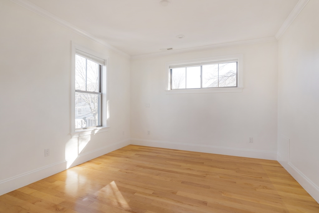 5 bed, 4+ bath apartment for rent at 14 Kent Ct Unit 1, Somerville — photo 22 of 38