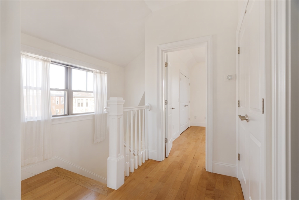 5 bed, 4+ bath apartment for rent at 14 Kent Ct Unit 1, Somerville — photo 30 of 38