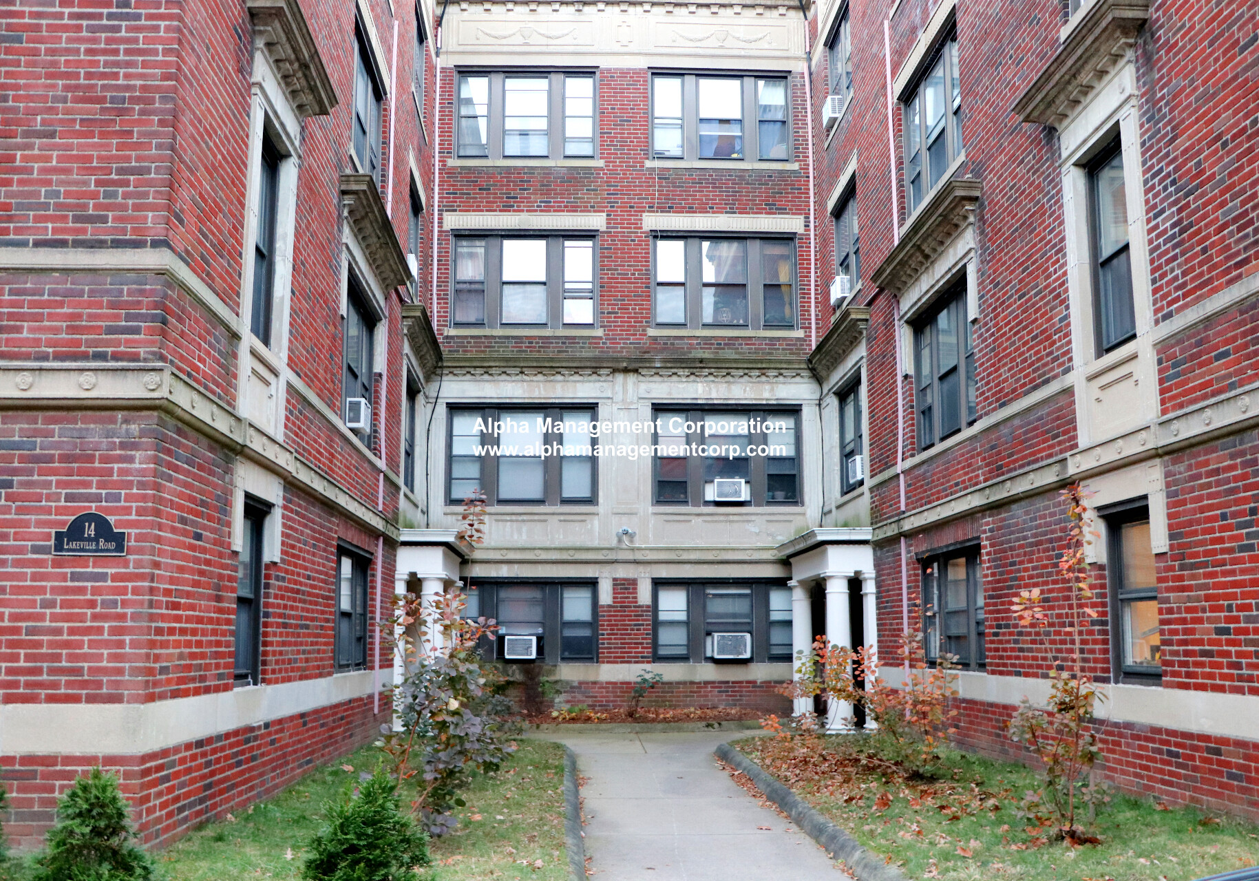 1 bed, 1 bath apartment for rent at 14 Lakeville Rd Unit 12, Jamaica Plain — photo 3 of 3