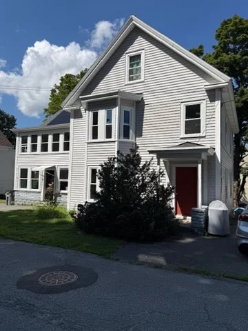 2 bed, 1 bath apartment for rent at 14 Lawton St Unit A, Ayer — photo 2 of 15
