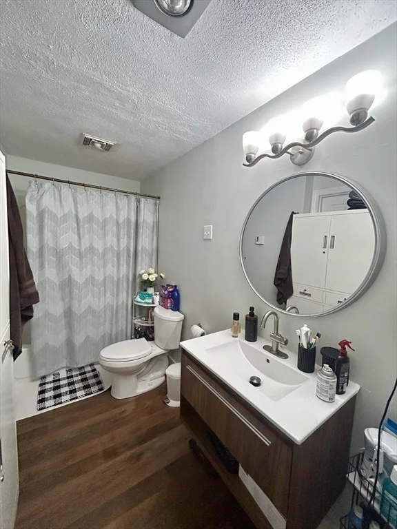2 bed, 1 bath apartment for rent at 14 Leverett Ave Unit 5, East Boston — photo 10 of 13