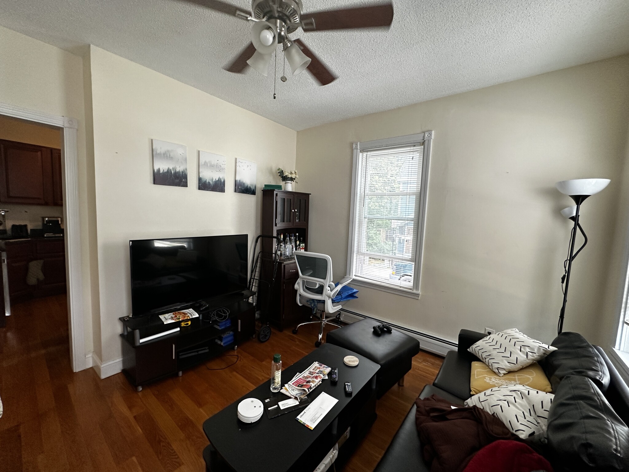 2 bed, 1 bath apartment for rent at 14 Leverett Unit 1, Brookline Village — photo 5 of 16