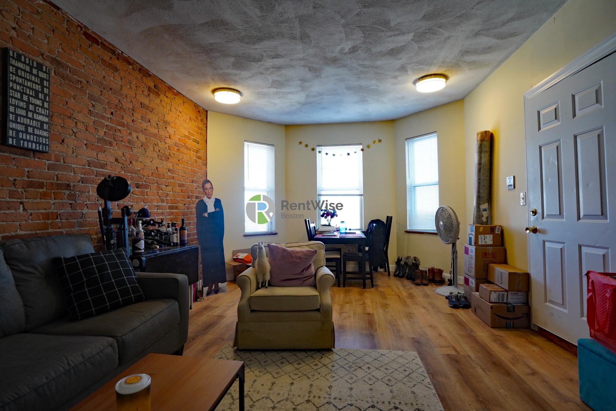 3 bed, 1 bath apartment for rent at 14 Lorraine Ter Unit 4, Allston