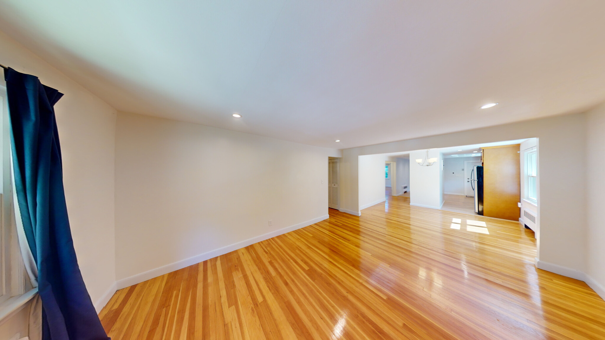 3 bed, 1 bath apartment for rent at 14 Louise Rd, Chestnut Hill — photo 5 of 19