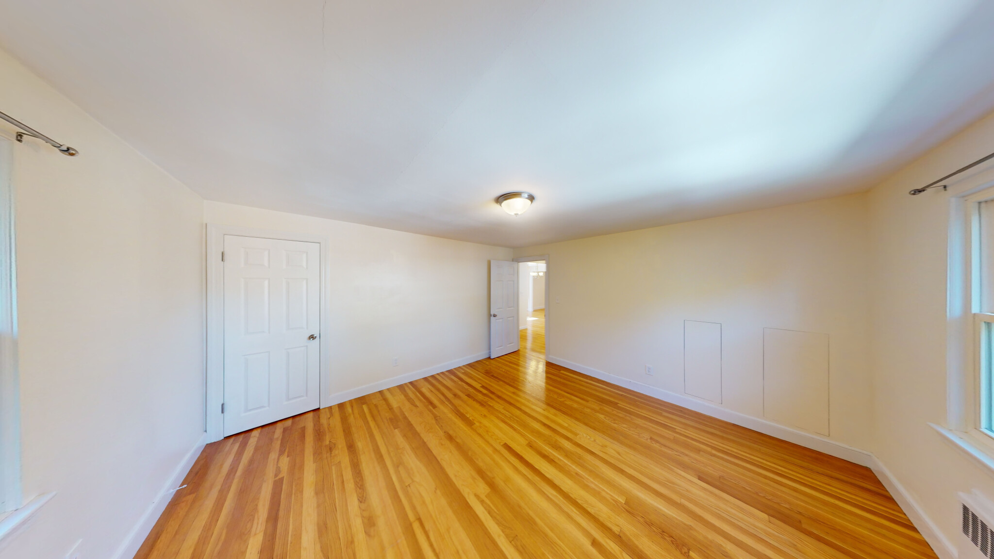 3 bed, 1 bath apartment for rent at 14 Louise Rd, Chestnut Hill — photo 13 of 19