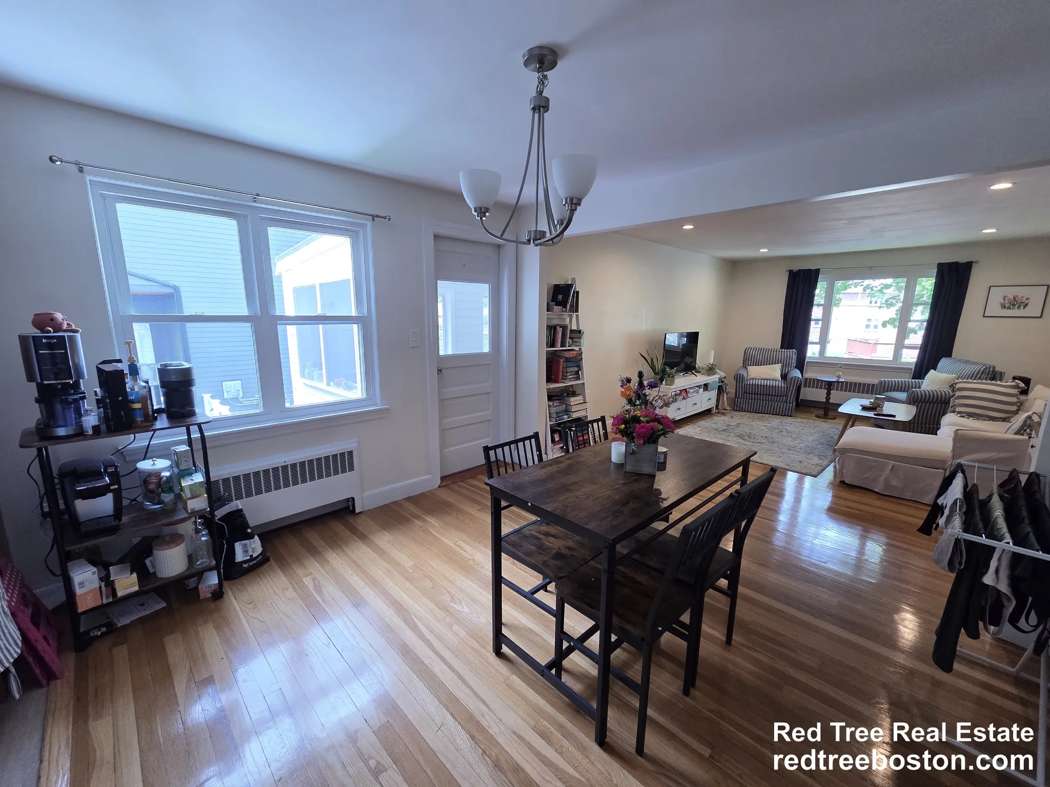 3 bed, 1 bath apartment for rent at 14 Louise Rd Unit m, Chestnut Hill — photo 4 of 19