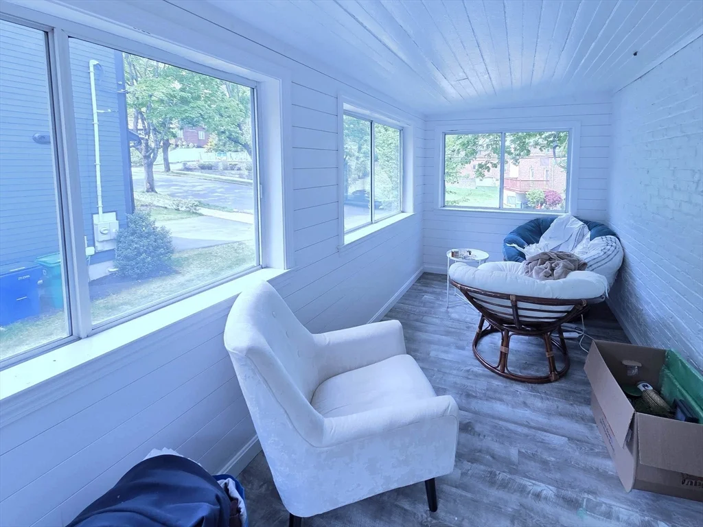 3 bed, 1 bath apartment for rent at 14 Louise Unit 2, Chestnut Hill — photo 13 of 14
