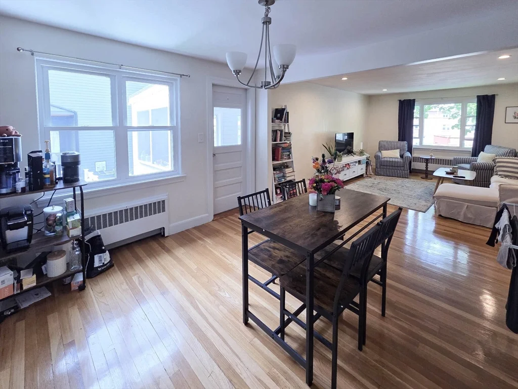 3 bed, 1 bath apartment for rent at 14 Louise Unit 2, Chestnut Hill — photo 4 of 14