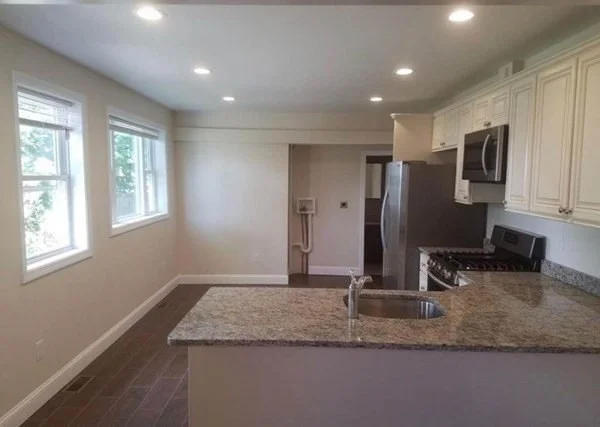 3 bed, 2 bath apartment for rent at 14 Main St Unit 10, Medfield — photo 2 of 3