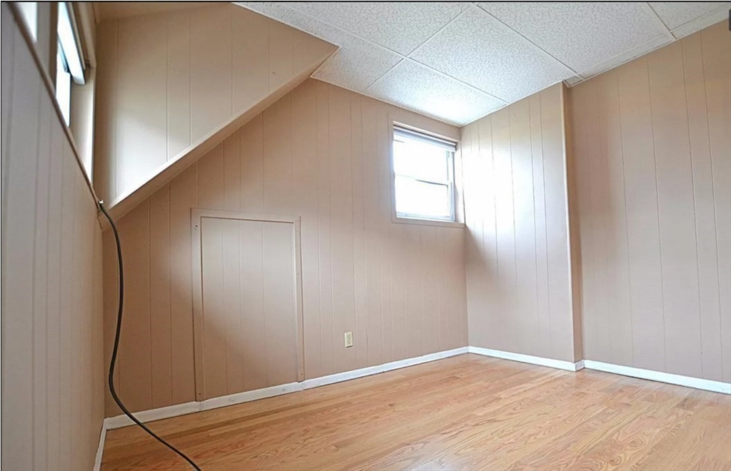 5 bed, 2 bath apartment for rent at 14 Mansfield St Unit 14, Lower Allston — photo 10 of 13